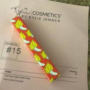 Kylie Cosmetics Lip Gloss Chill Peel